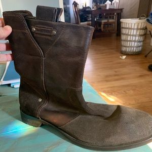 Diesel boots.